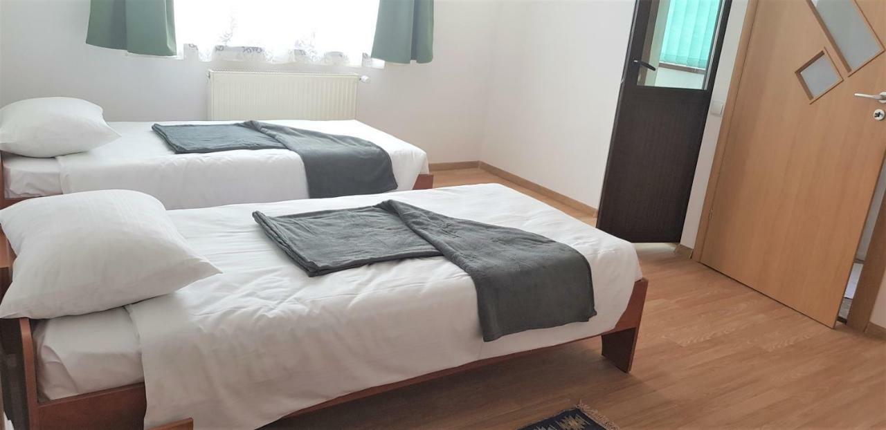 Appartamento Coroian House Cluj-Napoca Esterno foto